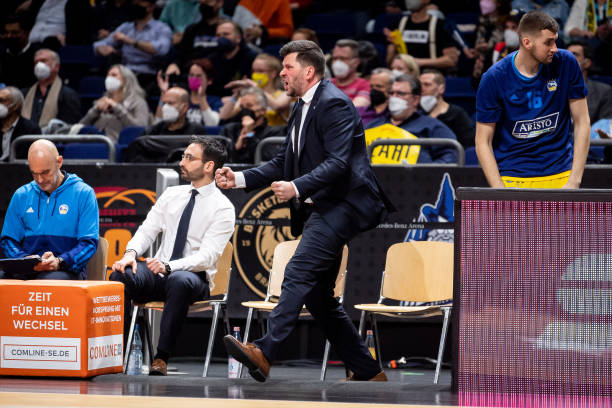 拦截数据均 拦截数据均